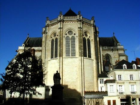 Cathédrale Saint-Maurice à Angers.Chevet