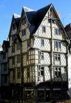 Maison d'Adam (15ème siècle), Angers
Ensemble