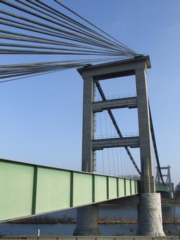Le Teil - RN102 - Pont sur le Rhône
