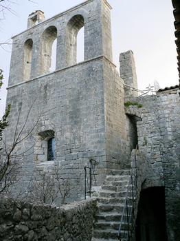 Balazuc - Ancienne église Sainte-Madeleine - Clocher et entrée de l'église