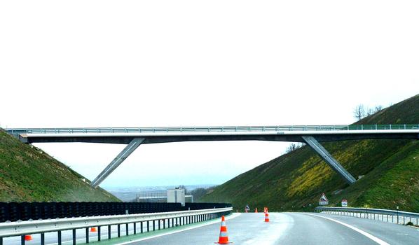 Autoroute A20 - Pont à béquilles au-dessus de l'autoroute entre la tranchée de Terregaye et la sortie de Souillac