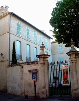 Avignon - Musée Angladon-Dubrujeaud (hôtel de Massilian), 5 rue Laboureur - Entrée et façade