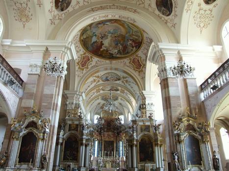 Ebersmunster - Eglise Saint-Maurice (ancienne abbatiale) - Du transept au choeur: les autels latéraux du transept et du choeur