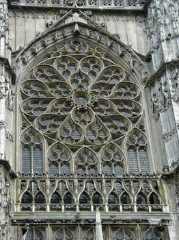 Cathédrale Saint-Pierre de Beauvais.Rose du bras sud du transept