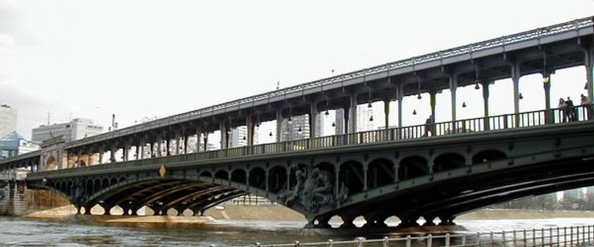 Bir-Hakeim-Brücke