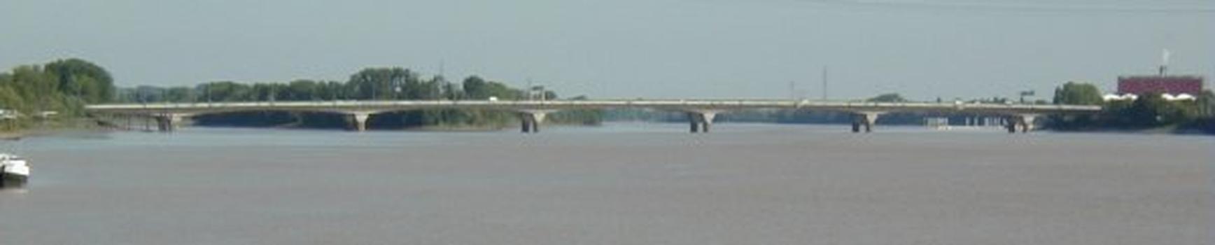 François-Mitterand-Brücke in Bordeaux