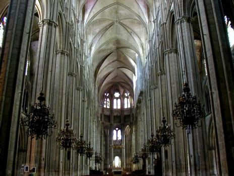 Cathédrale Saint-Etienne de Bourges.Vaisseau central