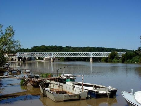 Branne - Pont du CD936 sur la Dordogne - Ensemble