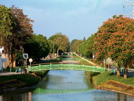 Canal de Berry à Saint-Amand-Montrond - Vue vers l'Est