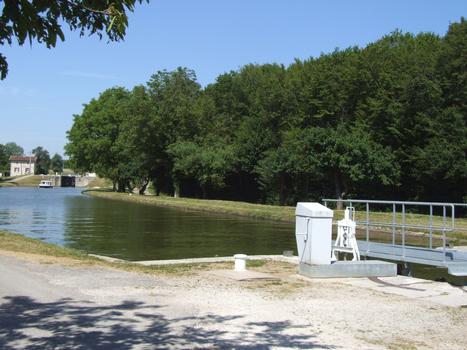Briare-Kanal in Rogny - Schleusen Nr. 16 und 17