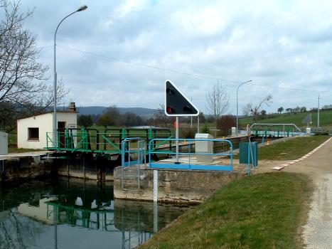 Canal de l'EstBranche NordEcluse n°35 à Mouzon