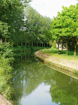 Canal de l'Ourcq vers Gesvres-le-Duc (Crouy-sur-Ourcq)