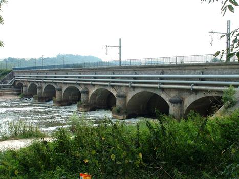 Canal de la Marne au Rhin branche Est : Pont-canal de la Meurthe près de Saint-Nicolas-de-Port à la Madeleine