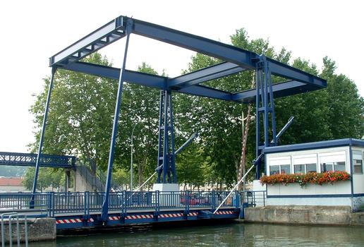 Nancy - Canal de la Marne au Rhin branche EstPont levis de Malzeville