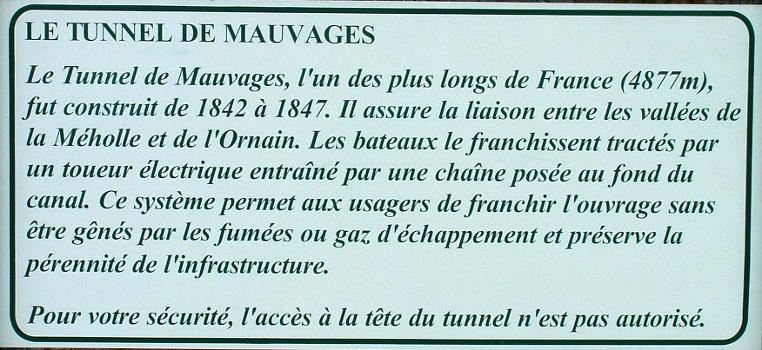 Canal de la Marne au Rhin Ouest
Tunnel de Mauvages - Panneau d'information : Canal de la Marne au Rhin Ouest 
Tunnel de Mauvages - Panneau d'information