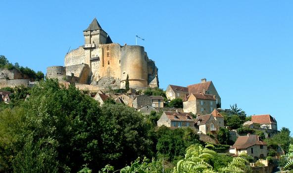 Castelnaud-la-Chapelle - Château de Castelnaud (musée de la guerre au Moyen Âge) et village