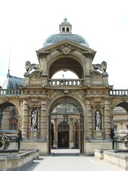 Chantilly - Le château - Le Grand château - Entrée - Portail