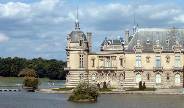 Chantilly - Le château - Le Grand château - Façade du côté du parterre de la Volière
