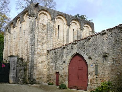 Nanteuil-en-Vallée - Abbaye Notre-Dame - Tour du Trésor