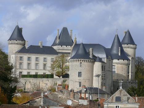Verteuil-sur-Charente Castle