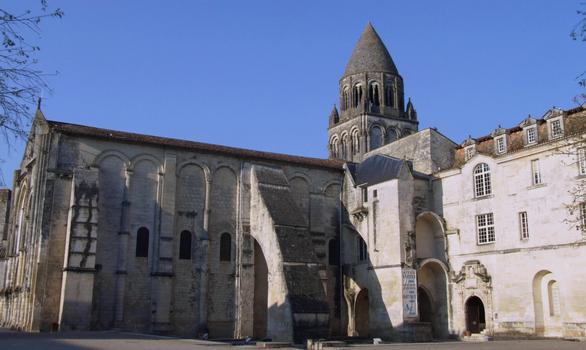 Saintes - Abbaye aux Dames (abbaye Notre-Dame)