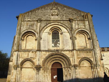 Saintes - Abbaye aux Dames (abbaye Notre-Dame) - Abbatiale Notre-Dame - Façade occidentale