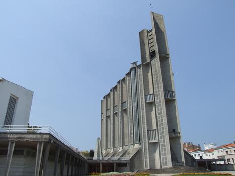 Royan - Eglise Notre-Dame - Extérieur - Ensemble