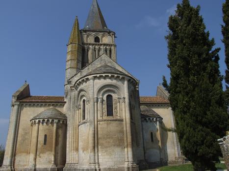 Aulnay-de-Saintonge - Eglise Saint-Pierre-de-la-Tour - Chevet