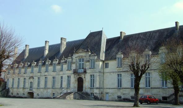 Saint-Jean-d'Angély - Abbaye Royale
