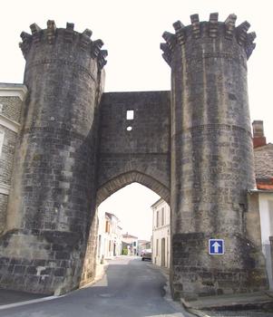 Tonnay-Boutonne - Porte Saint-Pierre