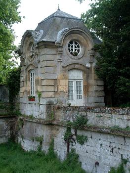 Château de ChamplâtreuxPavillon de garde