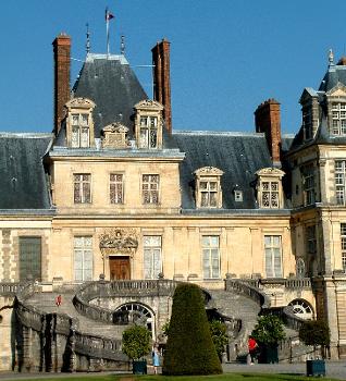 Château de FontainebleauEscalier du fer à cheval