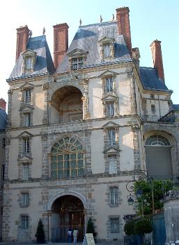Château de FontainebleauPavillon de la Porte Dorée