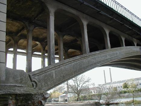 Pont Camille de Hogues, Châtellerault.Arc et tablier