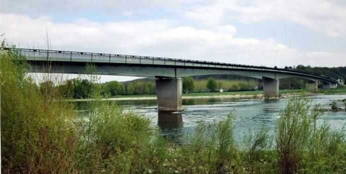 Pont de Chaumont-sur-Loire Vu de l'aval