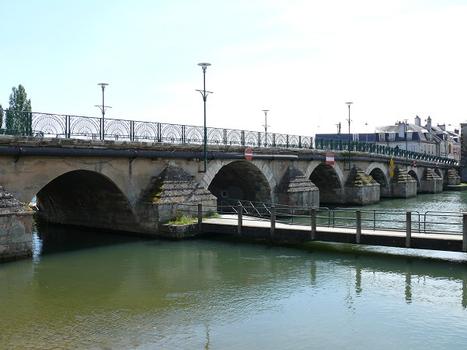 Vierzon - Pont du Canal - côté aval