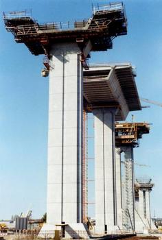 Pont de Cheviré, Nantes, während des Baus
