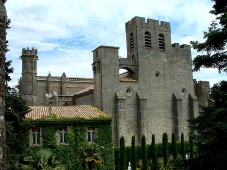 Basilique Saint-NazaireEnsemble vu de l'Ouest