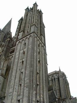 Cathédrale Notre-Dame, Coutances.Tour Sud - L'élan vertical