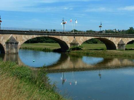 Pont de la Vieille Loire, DecizeDeux travées