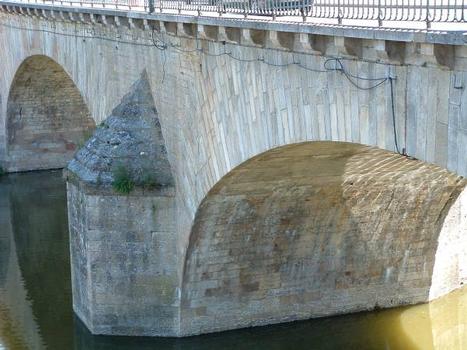 Pont de la Vieille Loire, DecizeUne pile côté aval