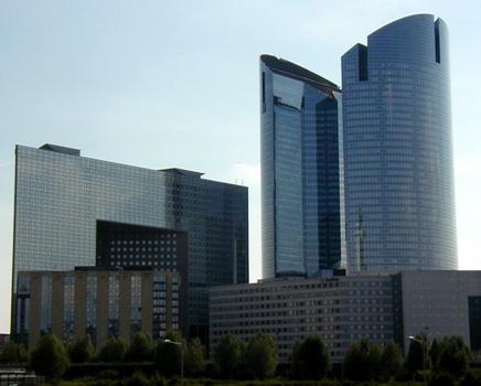 Paris-La Défense: Towers of the Société Générale, La Pacific, Renaissance Hotel and Espace 21