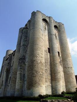 Niort - Le Donjon (construit par Henri II Plantagenêt et Richard Coeur de Lion)