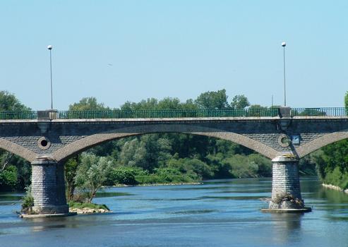 Digoin - Pont routier sur la Loire - Une travée