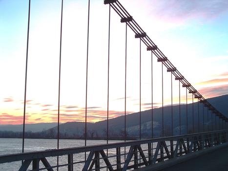 Donzère - Pont du Robinet sur le Rhône - Suspension et poutre latérale