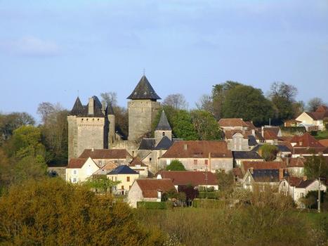 Badefols-d'Ans Castle
