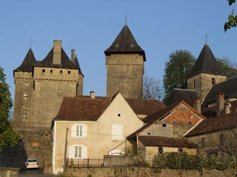 Badefols-d'Ans Castle