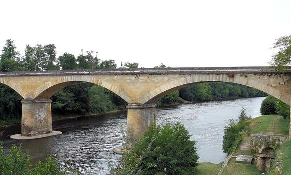 Pont de Mouleydier sur la Dordogne