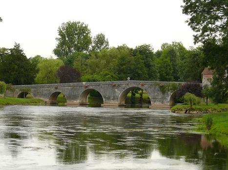Vieux pont de Bourdeilles