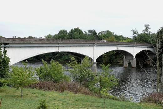 Pont de Saint-Capraise-de-Lalinde